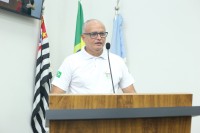 Mauro Fernando Pereira, o Nandinho, que foi jogador do CAP, destaca-se atualmente com professor voluntário de futebol através do projeto 4 Linhas/Retesp