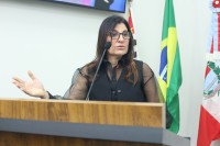 Professora Regina tem história de 32 anos de dedicação à educação em Penápolis
