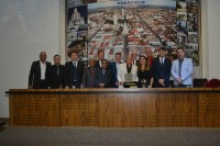 Edinho Passari com esposa Célia, vereadores, prefeito Célio de Oliveira e vice-prefeito Feltrin