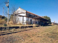 Estação está abandonada há mais de 40 anos em Avanhandava; espaço passará por melhorias