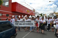 Participantes percorreram ruas e avenidas centrais durante ato em homenagem