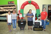 Ganhadores receberam os prêmios da campanha na tarde de ontem (15)