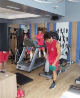 Equipe se preparou para o confronto no Centro de Treinamento do Santos