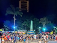 Evento atraiu cerca de 9 mil pessoas na praça Dr. Carlos Sampaio