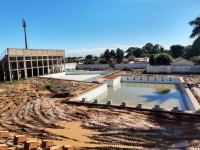 Ao mesmo tempo é efetuada a melhoria das piscinas, com a troca de todo o encanamento