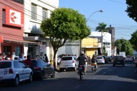 Fila na agência da avenida Luiz Osório teve formação pelas vias Anchieta, Bento da Cruz e Dr. Ramalho Franco