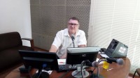 Paulo Dellalio apresenta seu programa nas tarde da Difusora