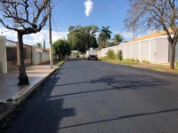Rua dos Jequitibás foi recapeada na quinta-feira (9)