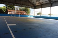 Quadra da escola também recebeu pintura com demarcações esportivas