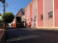 Avenida do Estádio recebeu recapeamento asfáltico em CBUQ