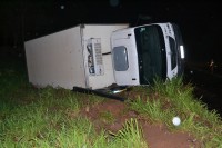 Oliveira estava com o carro oficial, quando colidiu na lateral de um caminhão que seguia no sentido contrário