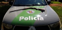 Policiais ambientais encontraram uma espingarda de calibre 28