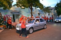 Lactário adaptou à celebração e promoveu a entrega dos presentes em um esquema drive-thru